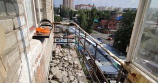 Демонтаж балкона Ялта, цена от 2994 руб.