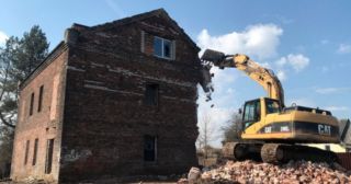 Демонтаж кирпичного дома Ялта, цена от 2994 руб.