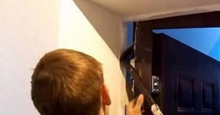 Демонтаж металлической двери в Ялте - стоимость от 2101 рублей