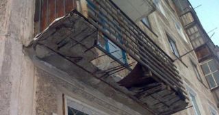 Демонтаж балкона Ялта, цена от 2994 руб.